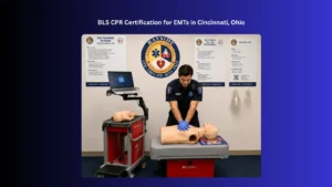 emt performing cpr on manequien in clinical setting